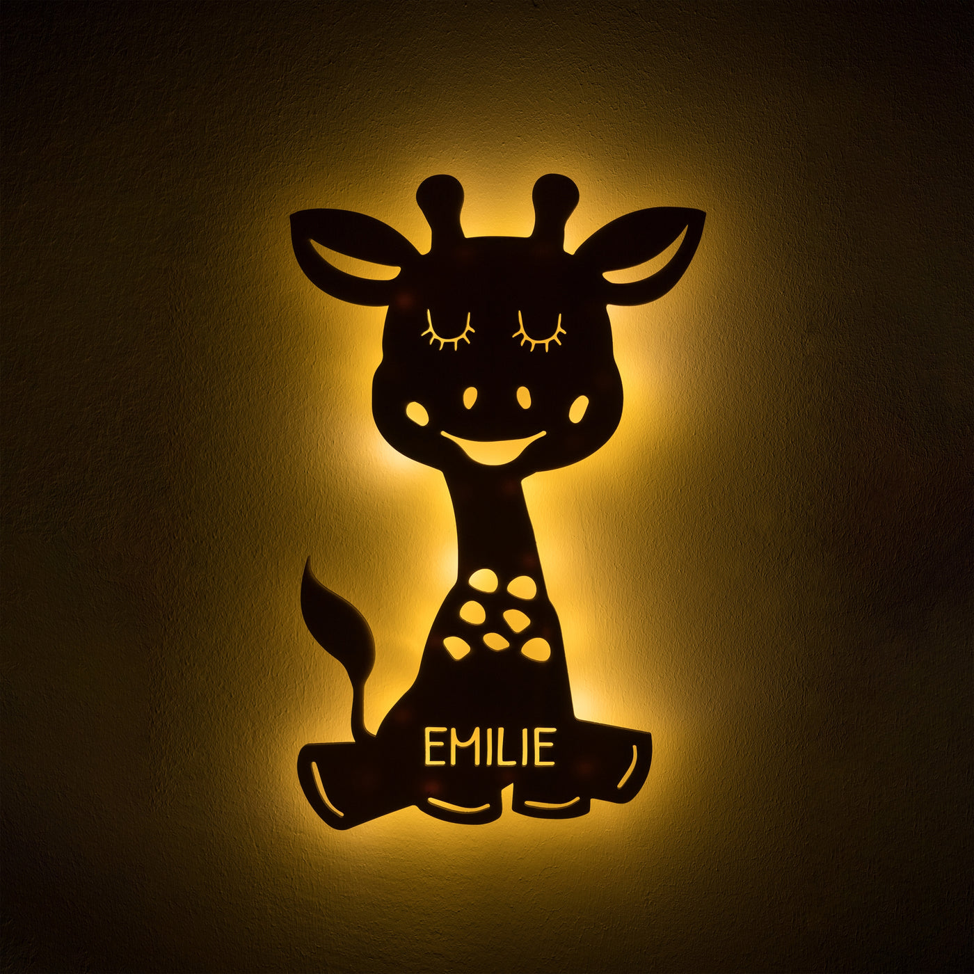 Personalisierte Wandleuchte Holz "Emilie die Giraffe"